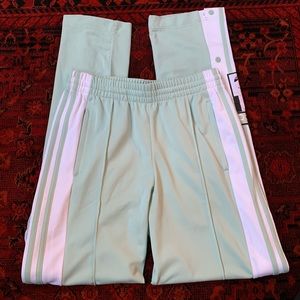 ADIDAS BREAKAWAY SWEATS